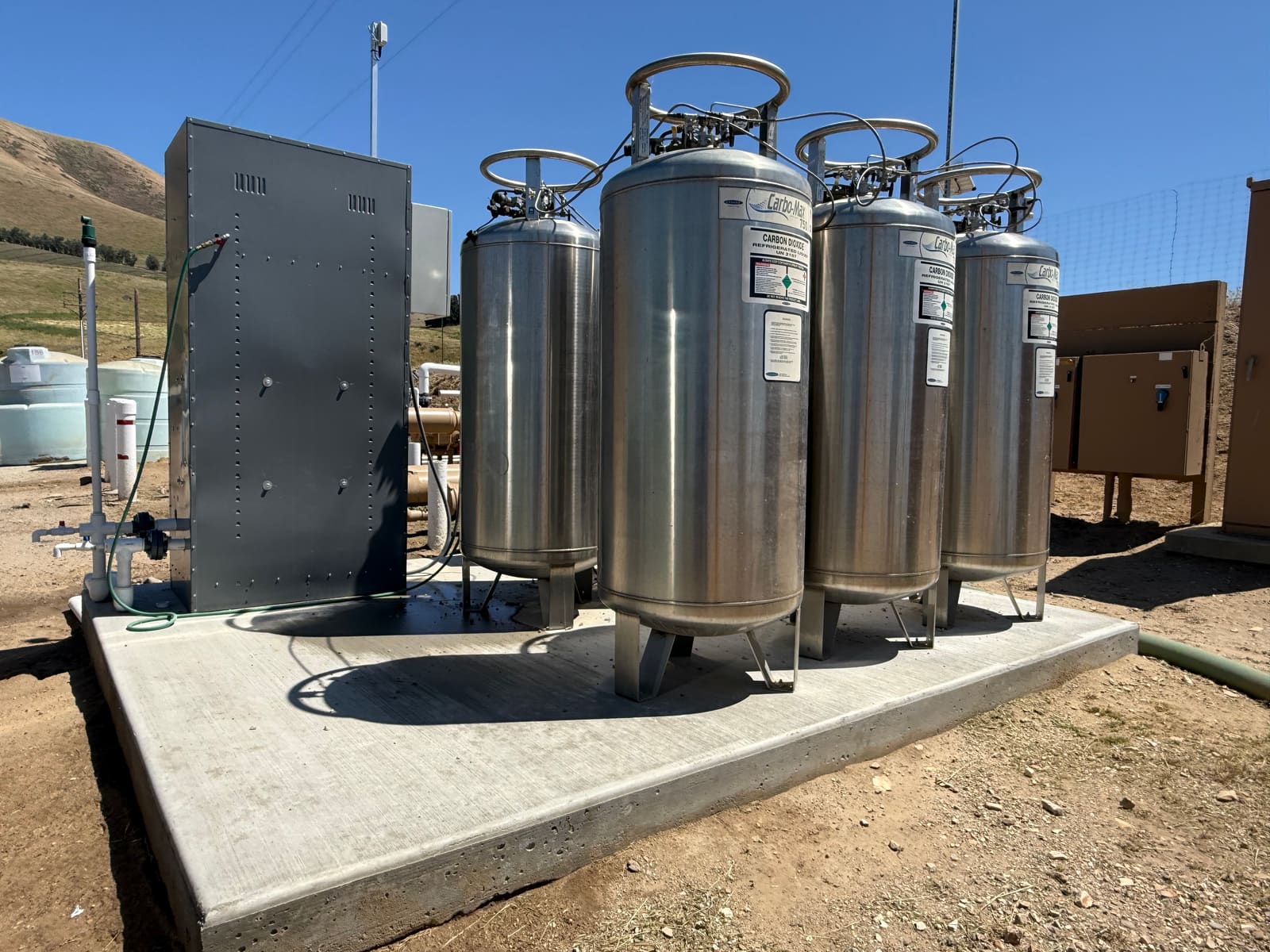 Irrigation Water Acidification Using Captured CO₂ — An Option to Traditional Acidification Systems